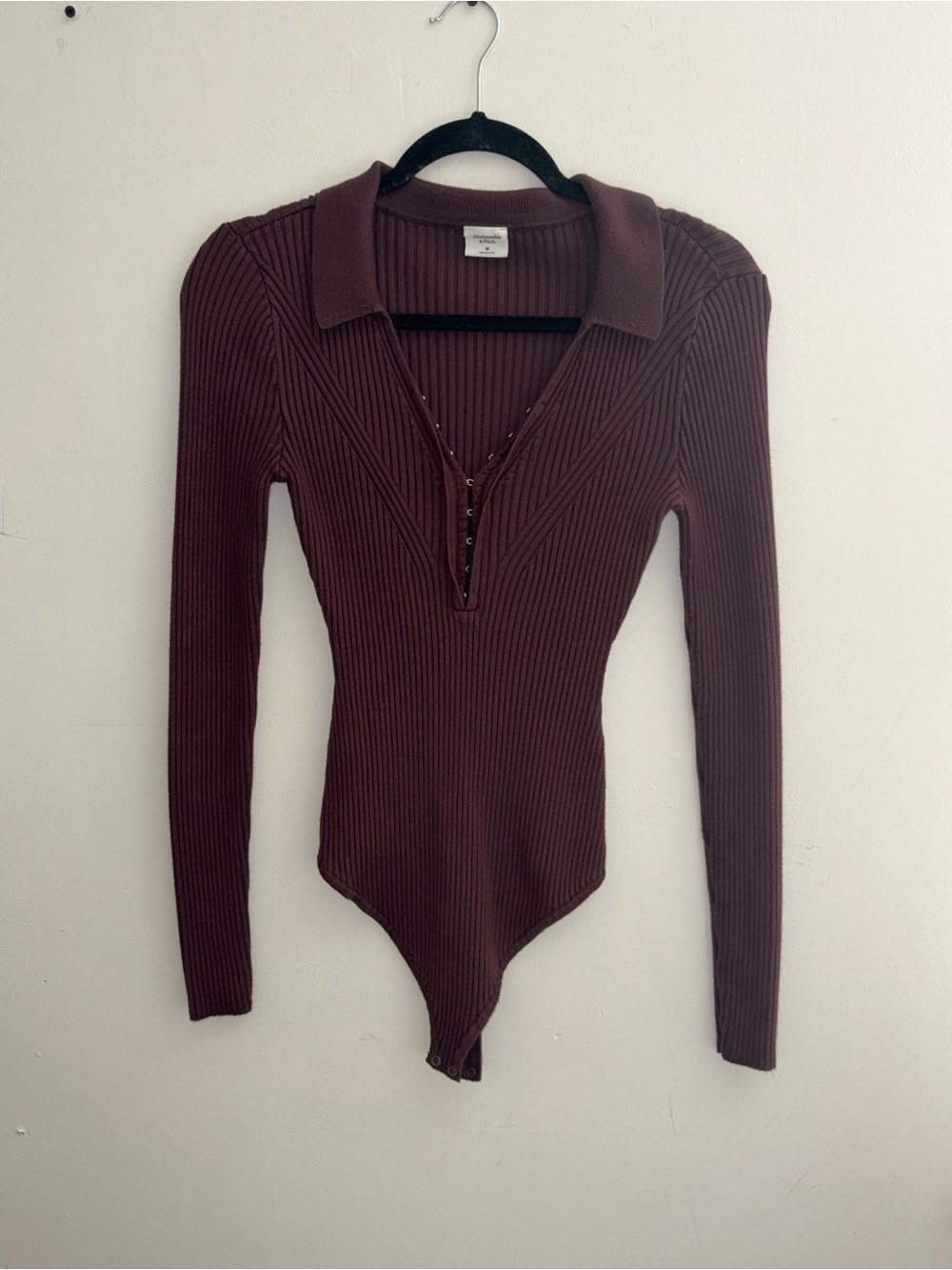 Abercrombie & Fitch Ribbed Long-Sleeve Polo Bodysuit in Brown